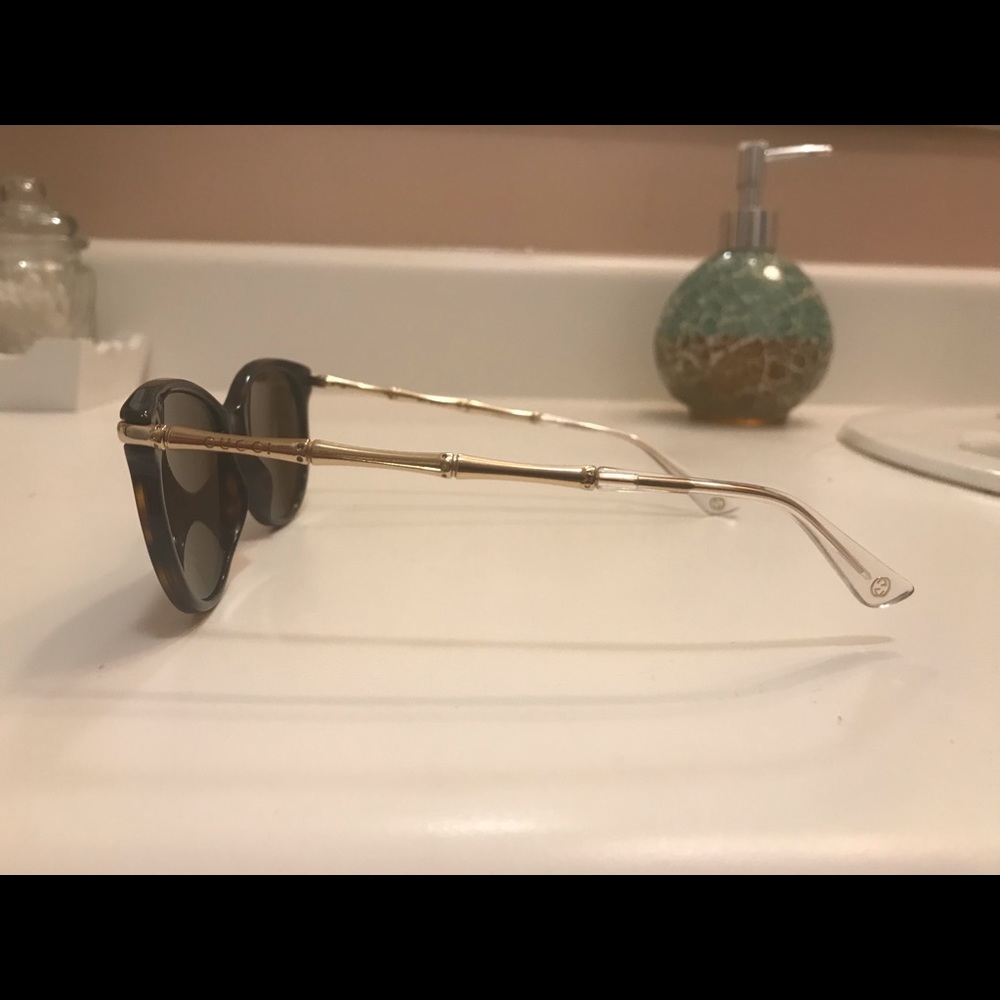 Brand new Gucci sunglasses - Picture 5 of 8